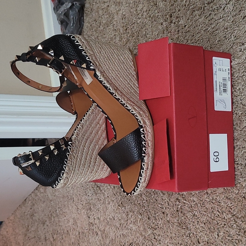 Valentino wedges